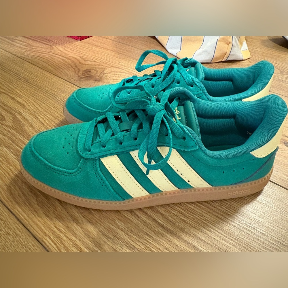 Vibrant Green Adidas Cloudfoam Tennis Sneakers